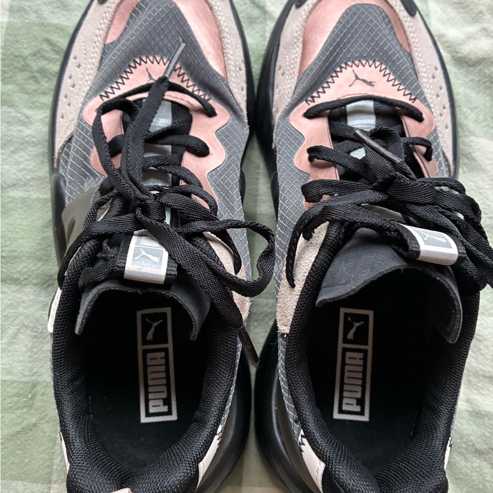 Puma Women’s Rise Sneakers in “Black Rosewater” EUC 6.5 Athletic Sport Pink Y2K - Picture 6 of 9